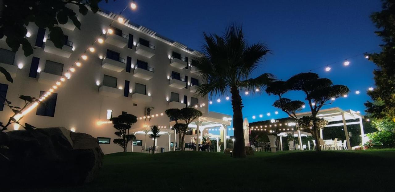Hotel Delta Premium Durrës Exterior foto